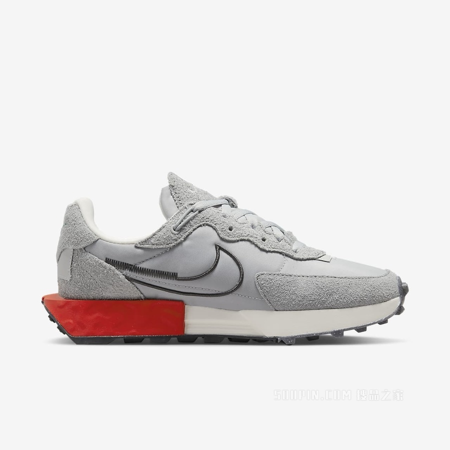 Nike Fontanka Waffle 女子运动鞋