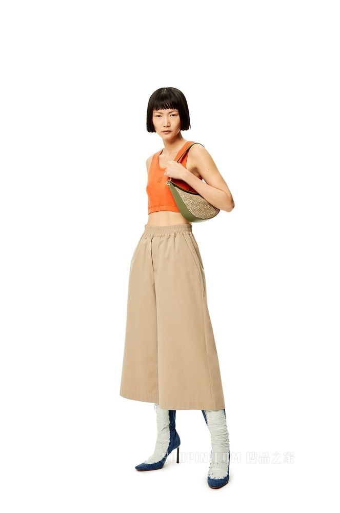 小号 Anagram 提花布和经典牛皮革 LOEWE Luna 手袋