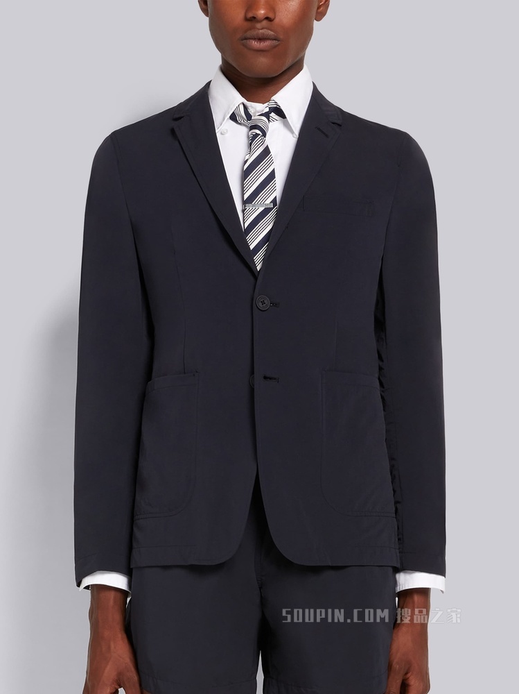 尼龙科技贴袋夹克