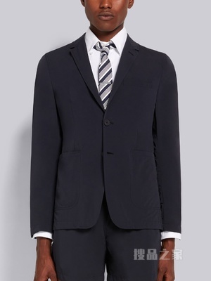 尼龙科技贴袋夹克