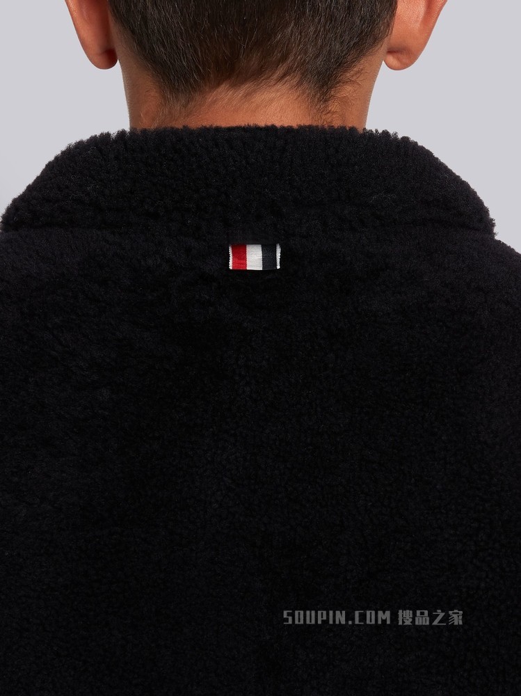 男士皮毛贴袋夹克