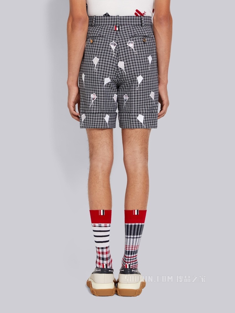 格纹刺绣短裤