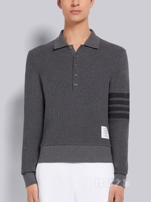 四条纹 POLO 衫