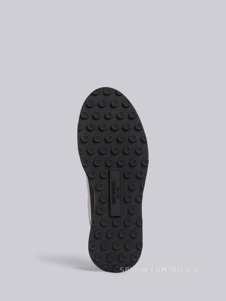 山羊皮科技跑鞋