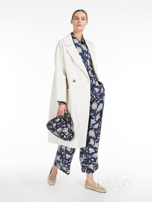 双面羊毛大衣 | Weekend Max Mara