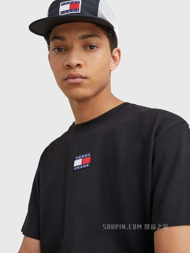 Tommy 22新款早秋男装经典纯棉旗标绣片圆领短袖T恤DM0DM10925