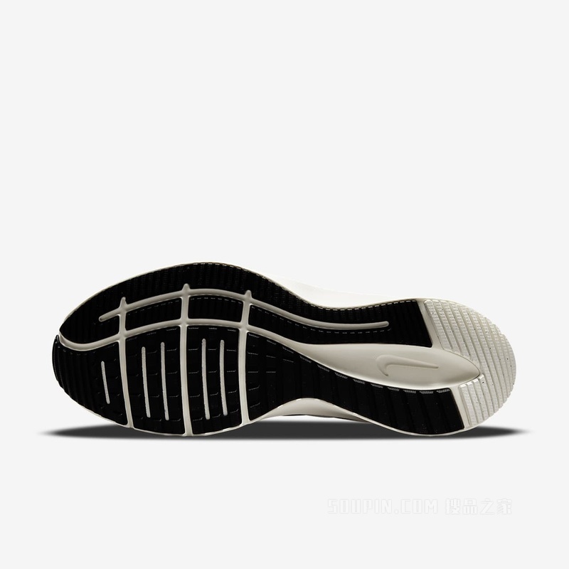 Nike Quest 4 PRM 女子跑步鞋