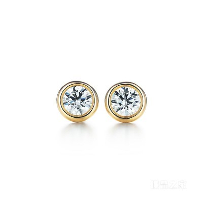 Elsa Peretti® 系列 Diamonds by the Yard™ 18K 黄金耳环。