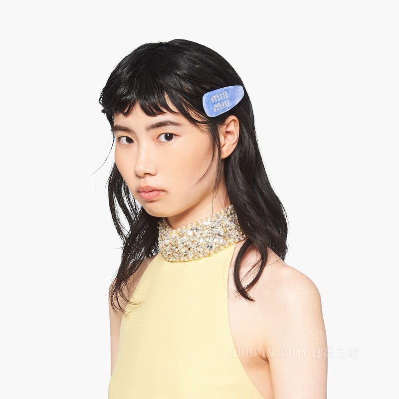 天鹅绒发夹