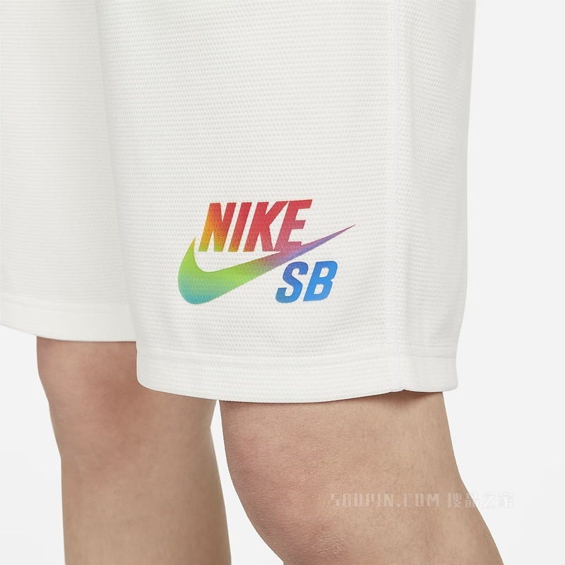 Nike BETRUE Sunday 男/女短裤