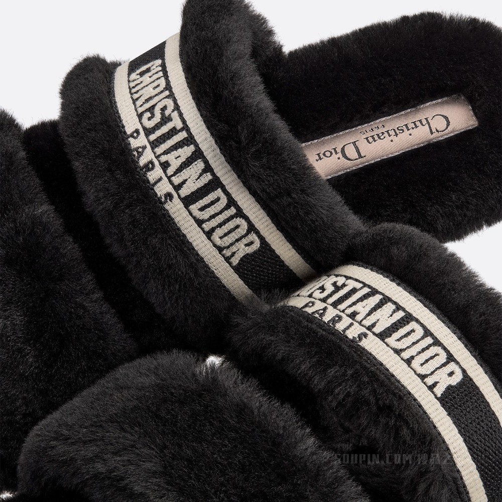 Dior Chez Moi 凉拖 白色棉质刺绣和黑色皮毛一体