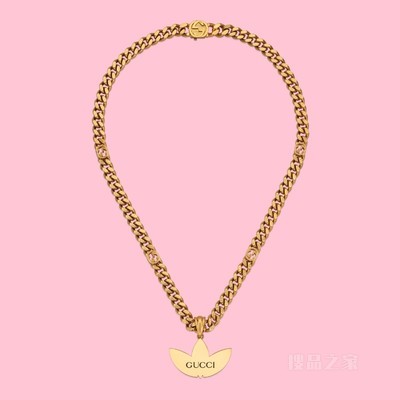 adidas x Gucci联名系列饰Trefoil吊坠马衔索链项链 黄金色调金属