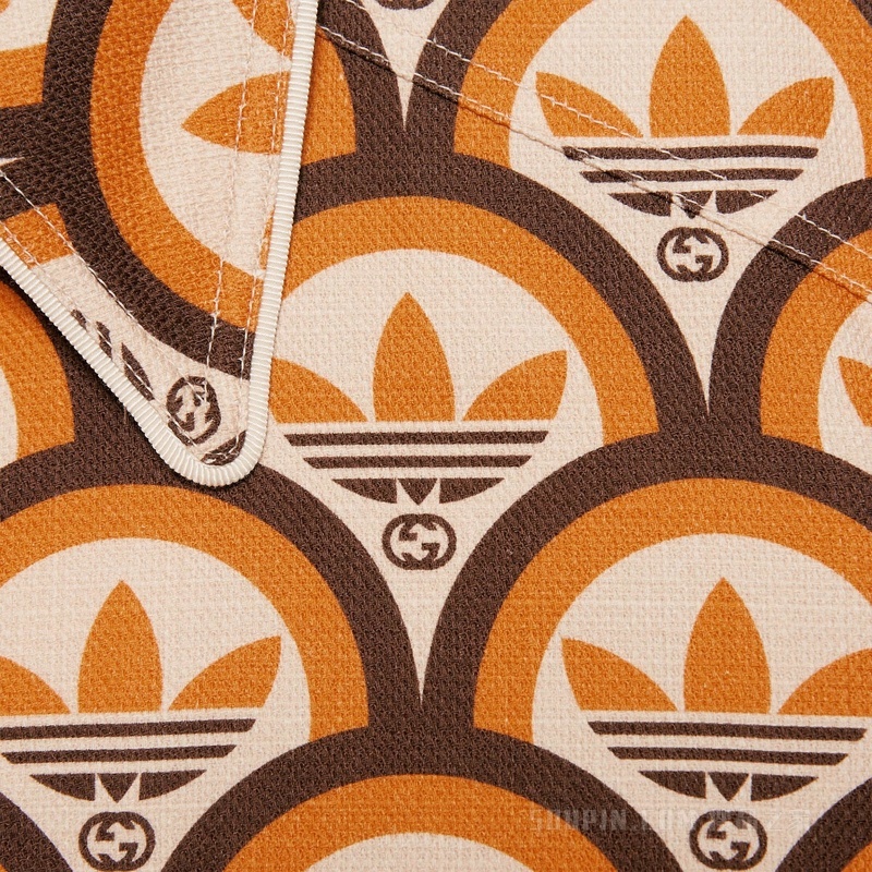 adidas x Gucci联名系列互扣式双G和Trefoil夹克 米色和棕色