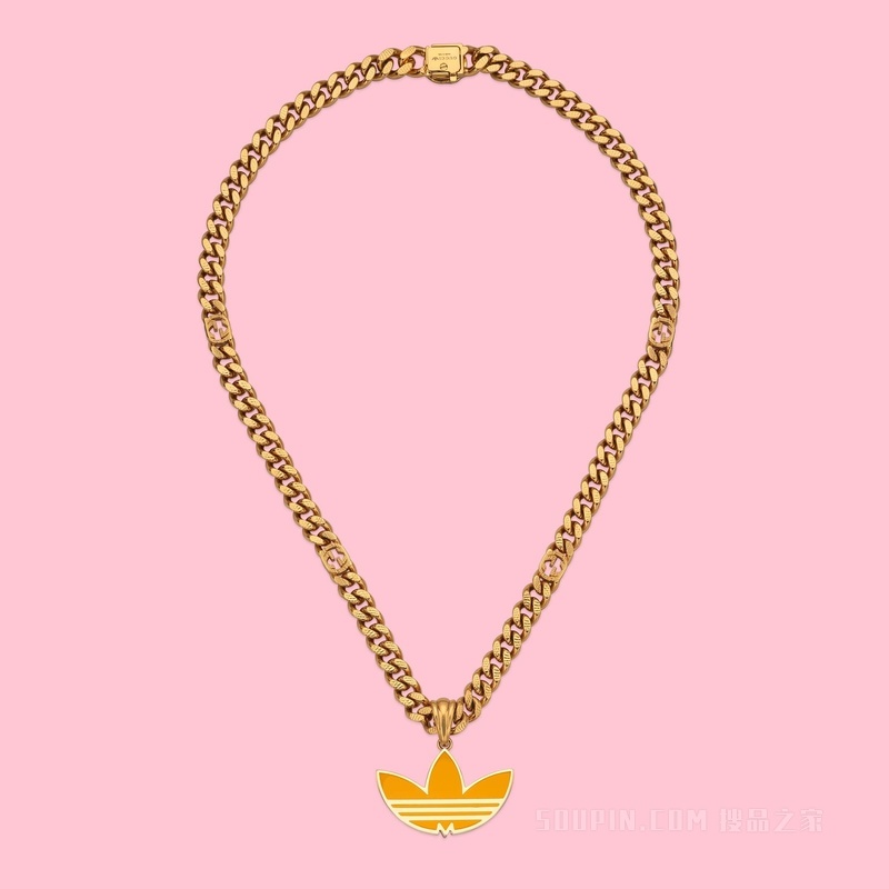 adidas x Gucci联名系列饰Trefoil吊坠马衔索链项链 黄金色调金属