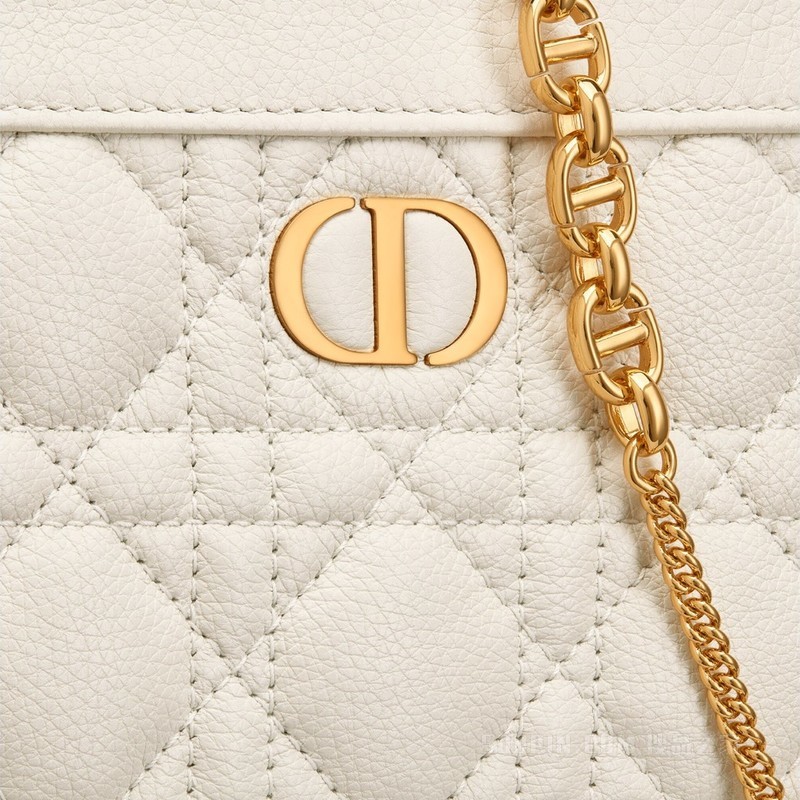 Dior Caro 链条手袋 奶白色柔软牛皮革藤格纹