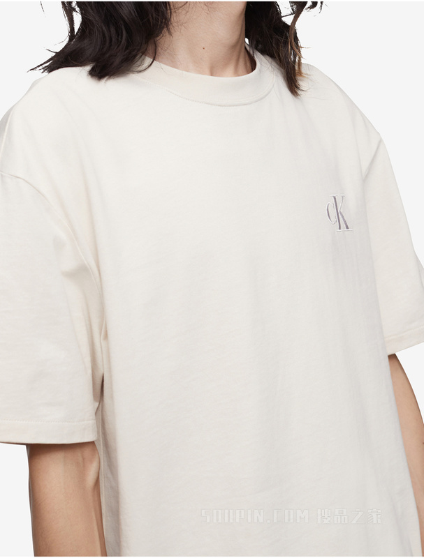 Calvin Klein 22春夏新款男士休闲纯棉圆领刺绣LOGO短袖T恤40HM229