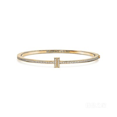 Tiffany T 系列 18K 黄金镶钻铰链线圈手镯，大号。