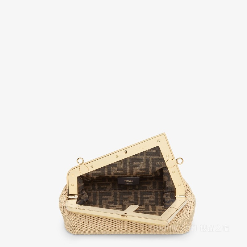 Fendi First小号手袋 米色拉菲草编织手袋