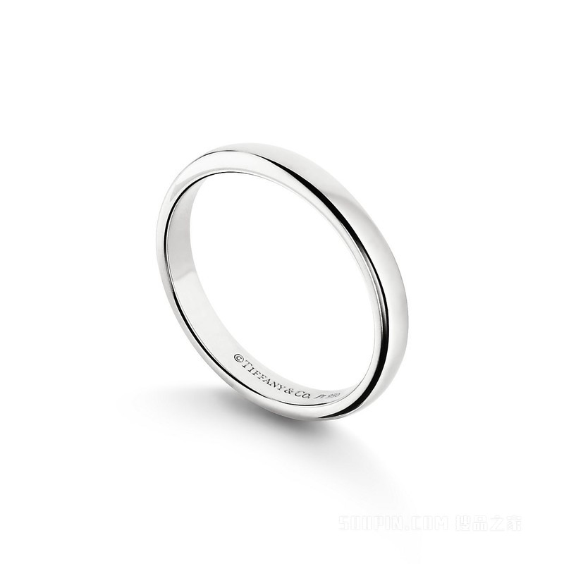 Tiffany Classic™ 系列铂金婚戒，3 毫米宽。