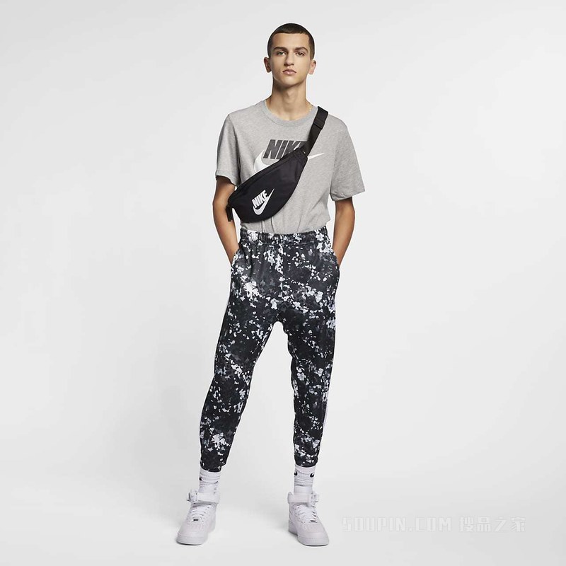 Nike Sportswear 男子T恤