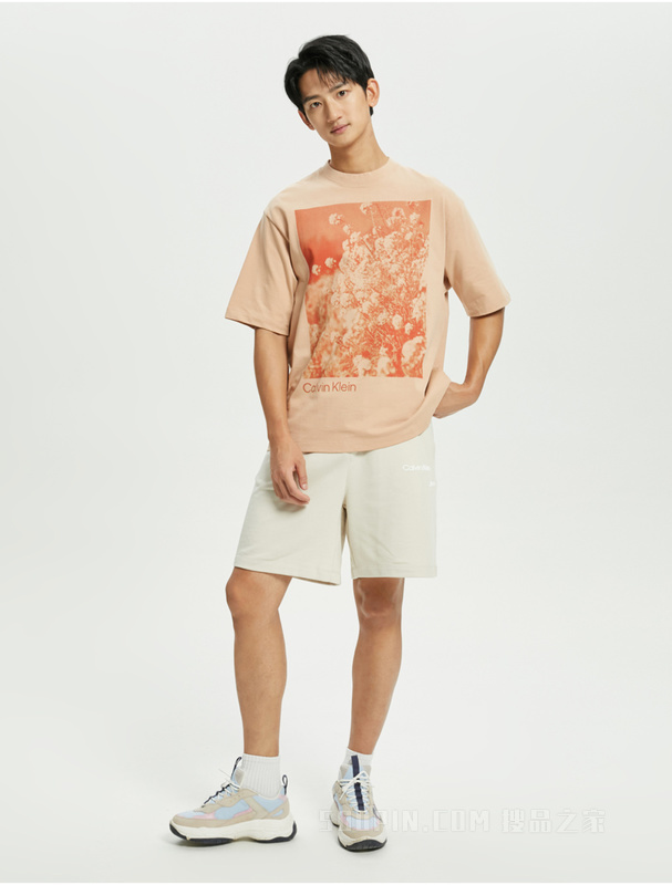 【简约系列】Calvin Klein 22春夏男女同款纯棉花田印花短袖T恤40644ST