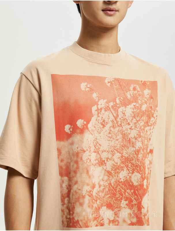 【简约系列】Calvin Klein 22春夏男女同款纯棉花田印花短袖T恤40644ST