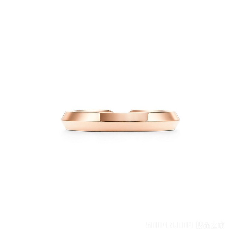 The Tiffany® Setting 系列 18K 玫瑰金嵌套窄式戒指，宽 3 毫米。