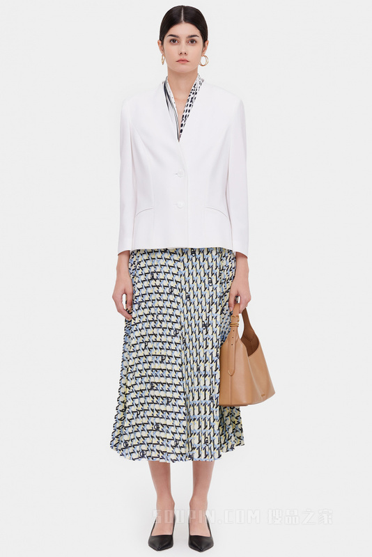 “韵律波点”系带装饰西装
