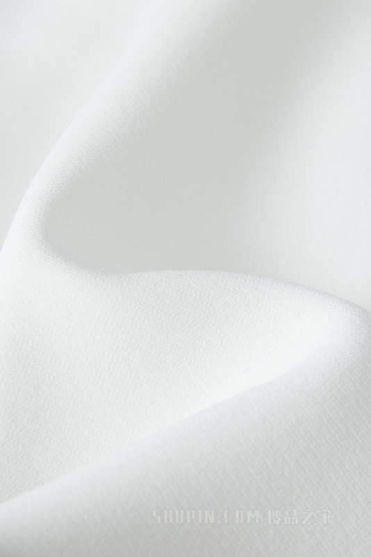 “韵律波点”系带装饰西装