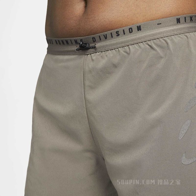 Nike Dri-FIT Run Division 2-In-1 女子跑步短裤