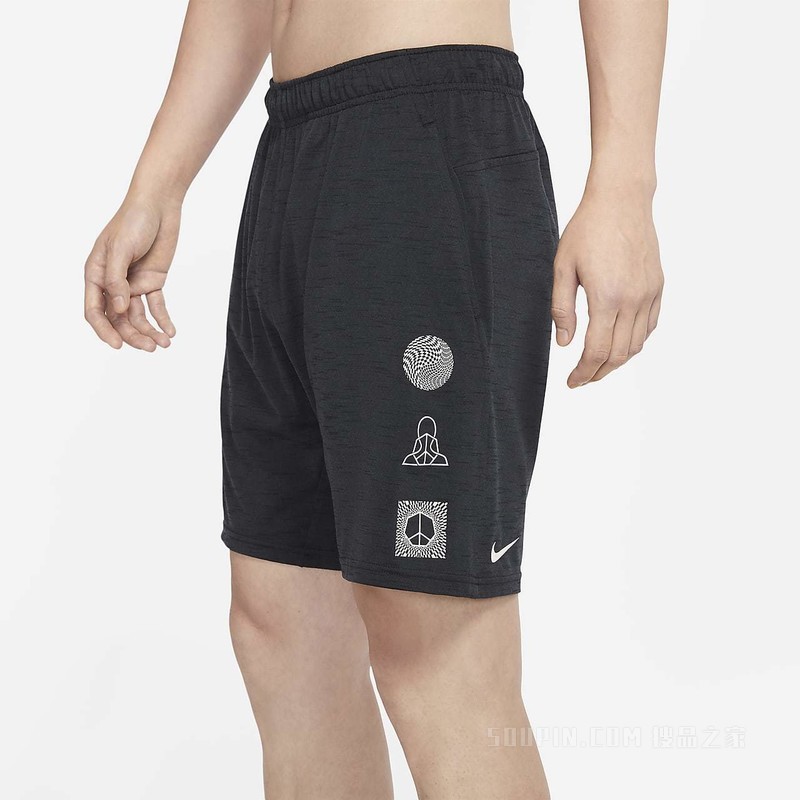 Nike Yoga Dri-FIT 男子短裤