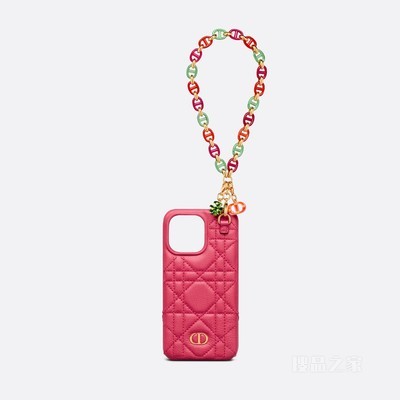Dior Caro iPhone 13 Pro 手机壳 亮粉色牛皮革藤格纹搭配手链