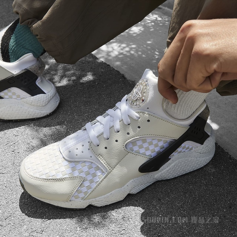 Nike Air Huarache Crater PRM 男子运动鞋