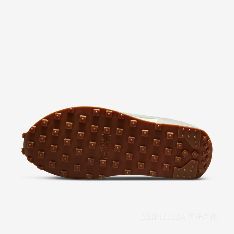 Nike DBreak SE 女子运动鞋