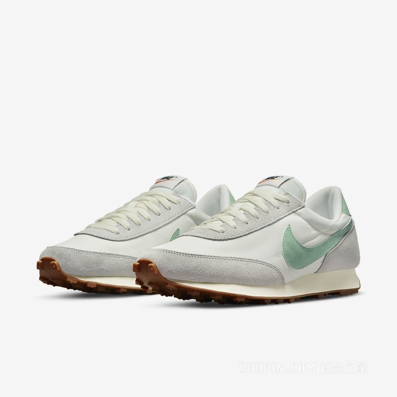 Nike DBreak SE 女子运动鞋