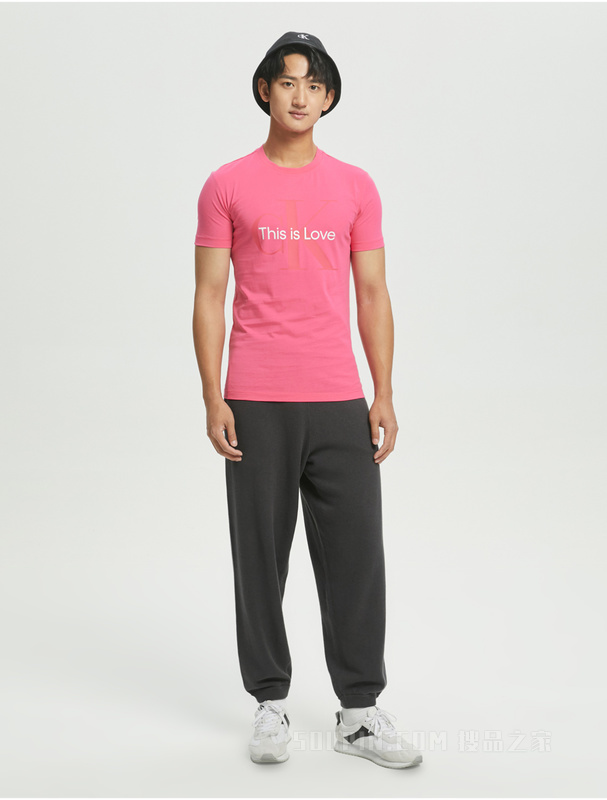 【彩虹系列】Calvin Klein 22春夏男士圆领纯棉字母印花短袖T恤J321488
