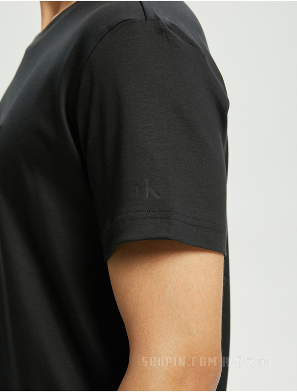 Calvin Klein 22春夏新款男士时尚纯棉透气拼色LOGO绣印短袖T恤J320569