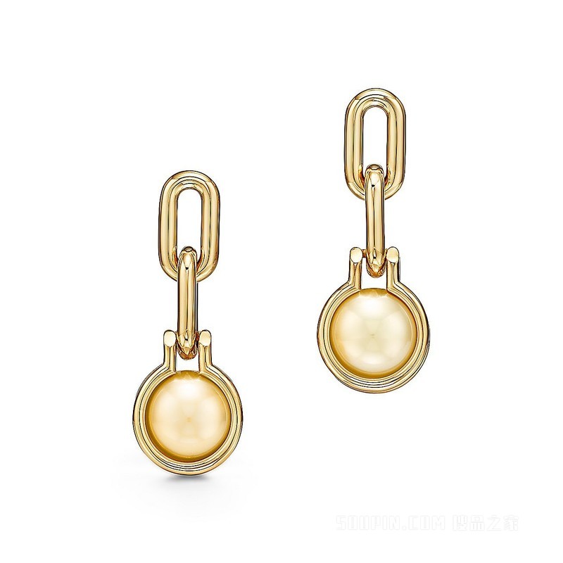 Tiffany HardWear 系列 18K 黄金南洋金珍珠链环耳环。