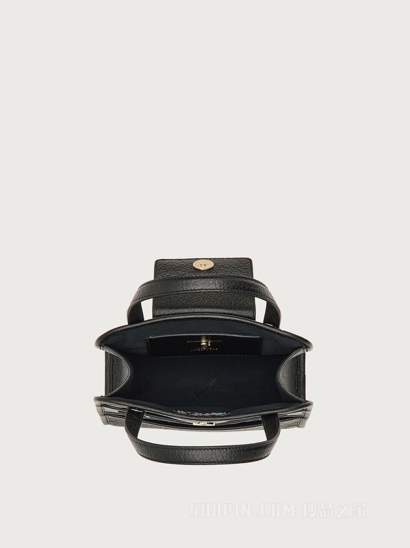 FERRAGAMO标志性迷你包