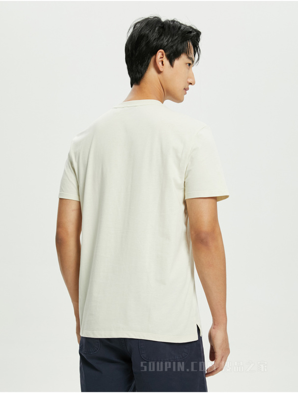 Calvin Klein 22春季新款男士透气亨利领半开襟浮雕LOGO短袖T恤40HC210