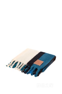 马海毛和羊毛条纹毛毯