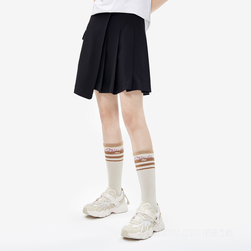 女子时尚休闲梭织裙