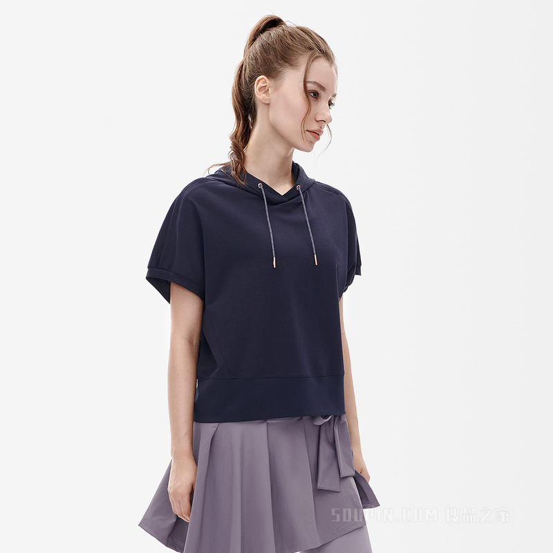 FILA拿铁女孩柔感舒练短T