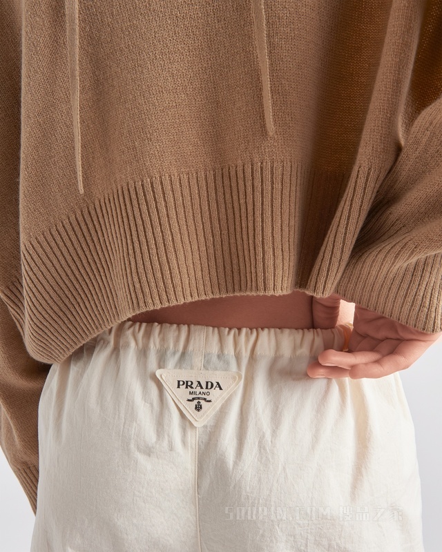Riga 条纹丝质短裤