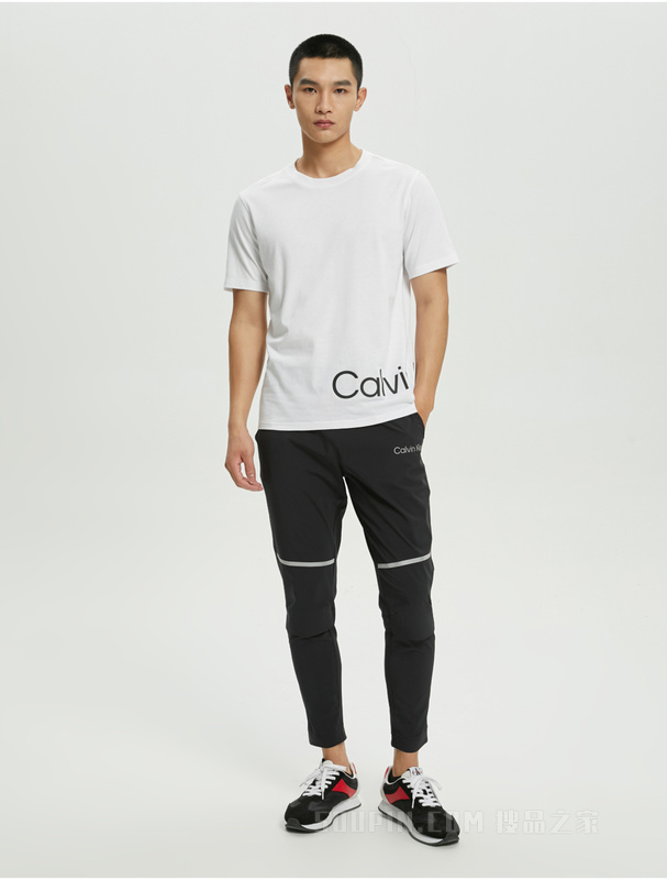 Calvin Klein 22春夏新款男士简约抽绳腰反光印花LOGO运动休闲裤4MS2P604