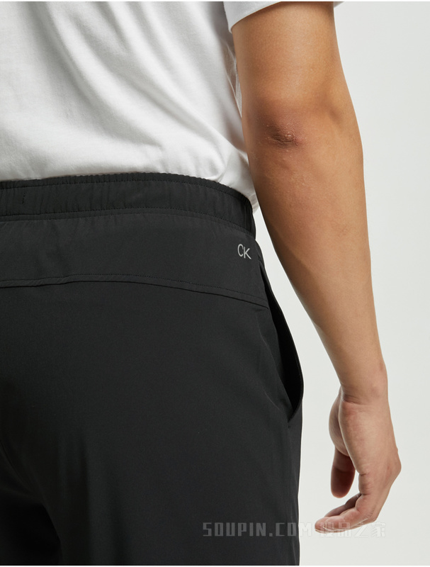 Calvin Klein 22春夏新款男士简约抽绳腰反光印花LOGO运动休闲裤4MS2P604