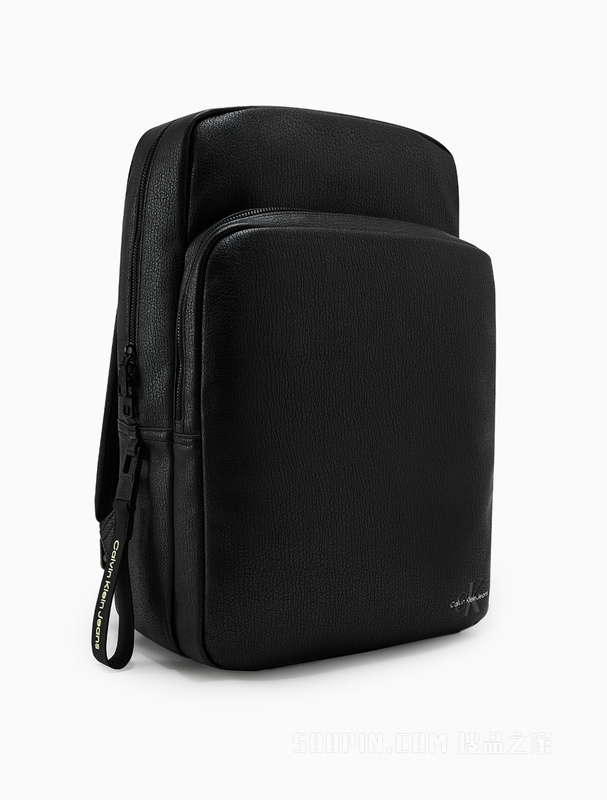 Calvin Klein 22初秋新款男士商务休闲立体方形压印LOGO双肩包HH3222