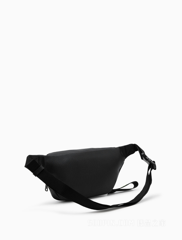Calvin Klein 22初秋新款男士休闲简约压印LOGO调节插扣斜挎腰包HH3225