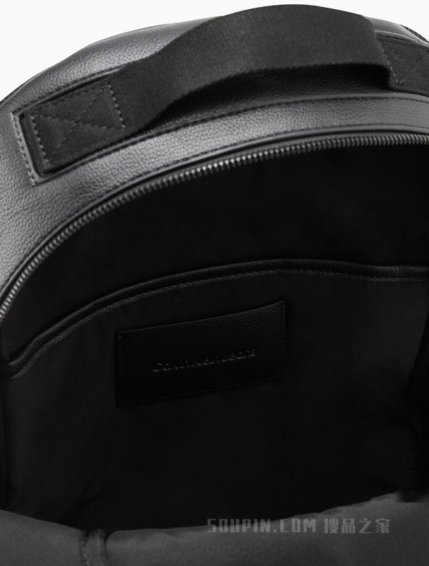 Calvin Klein 22初秋男士简约商务通勤LOGO贴片大容量双肩背提包HH3232