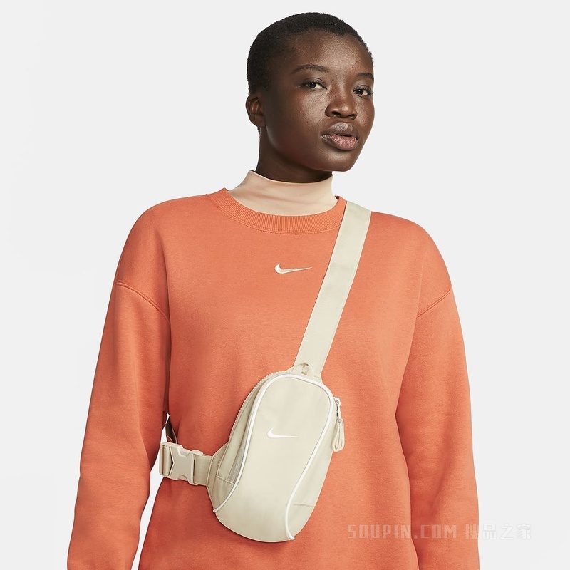 Nike Sportswear Essentials Crossbody 胸包